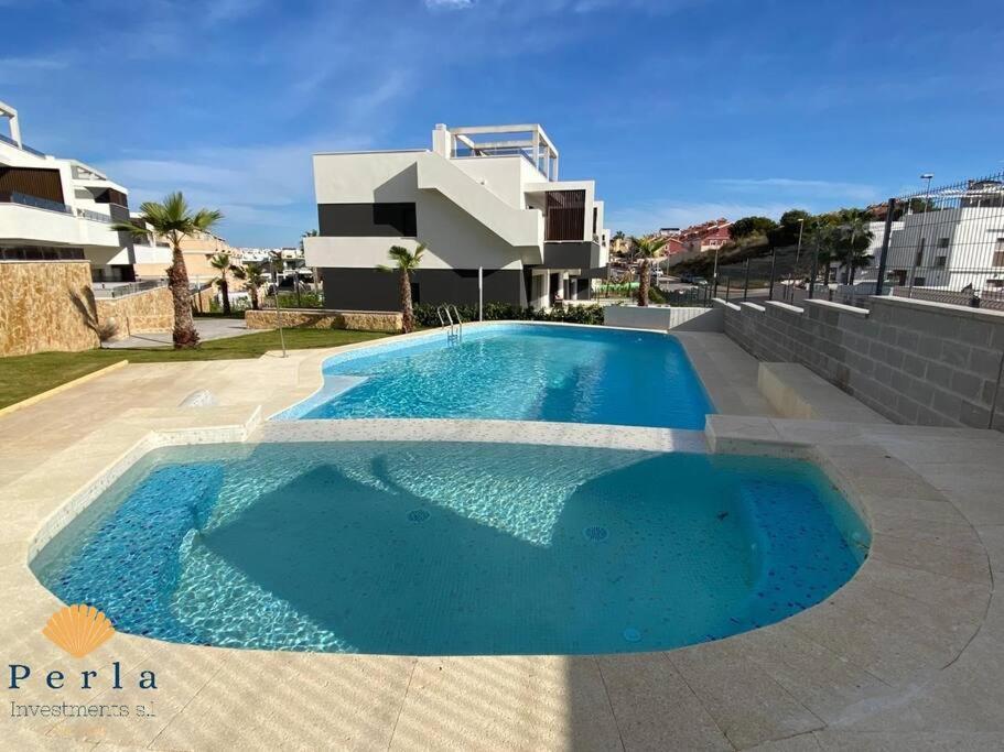 Beautiful New South Facing Bungalow With Large Terrace Dehesa de Campoamor  Exterior photo